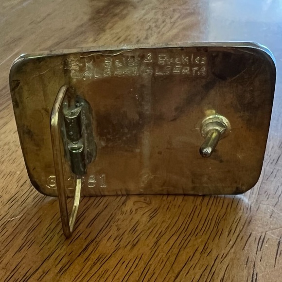 Vintage, 1981 brass belt buckle - Picture 4 of 4